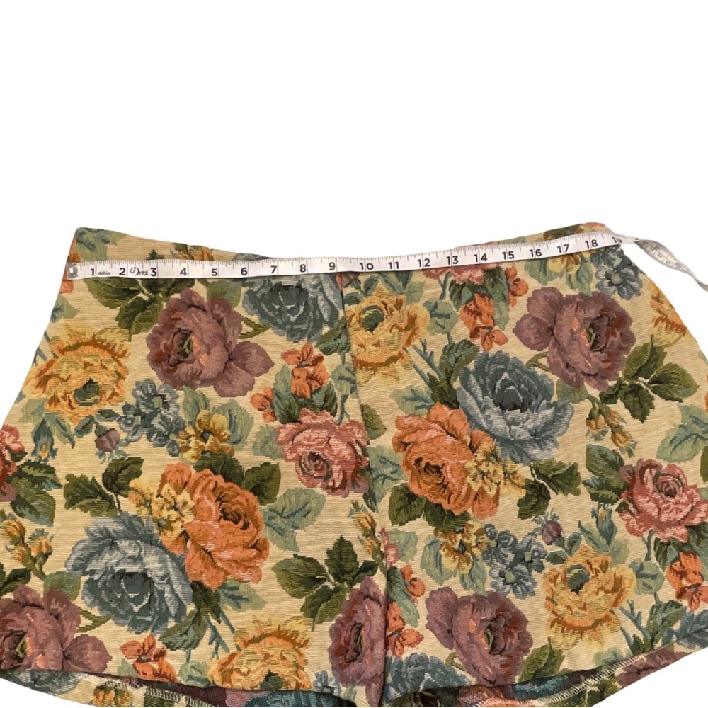 SHEIN Floral Print Festival Short Set - Tapestry size 3x - Picture 3 of 8